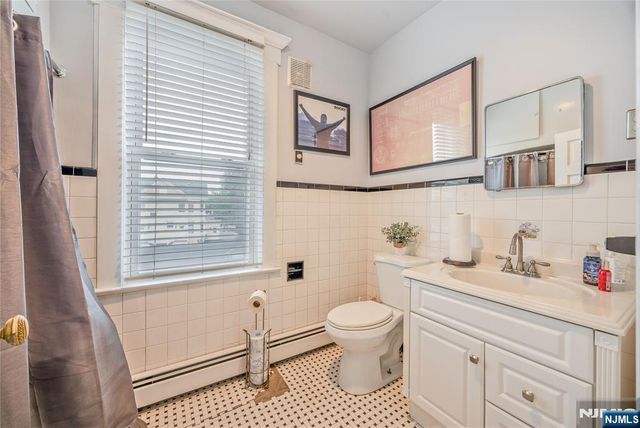 235 Everett Avenue, Wyckoff, NJ 07481