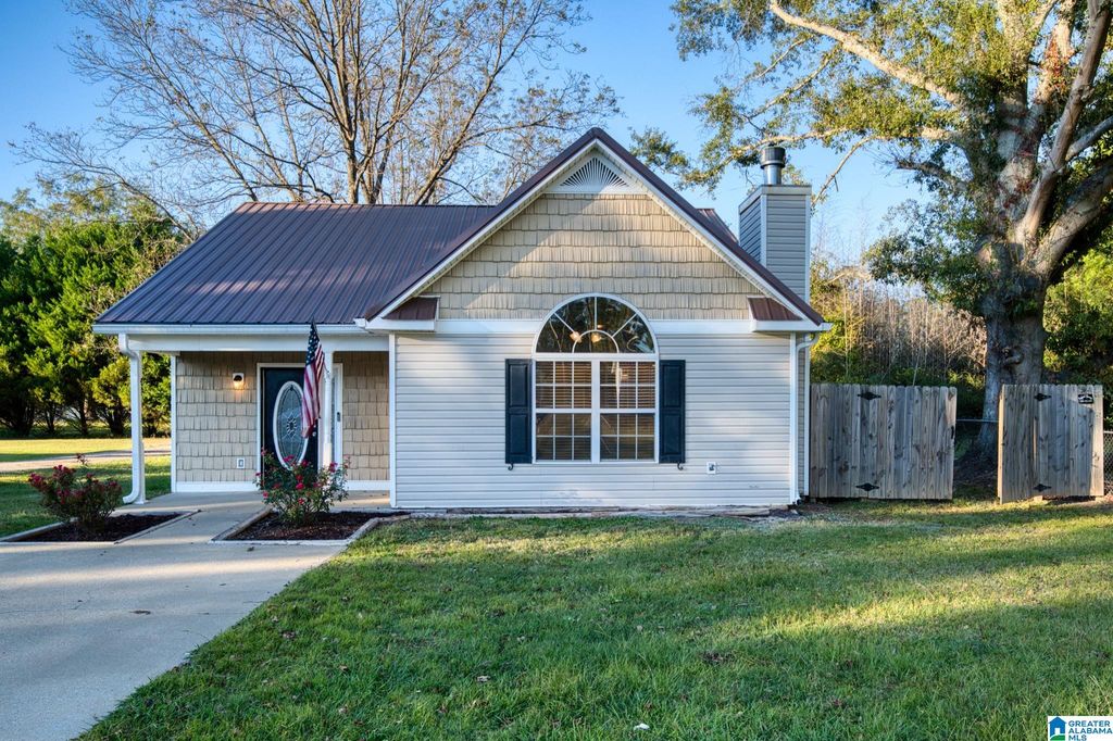 1311 CIRCLE DRIVE, Oxford, AL 36203