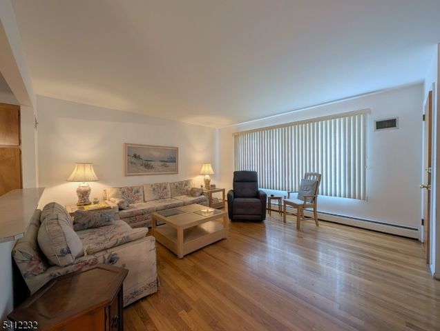 43 Corbin Ave, Jersey City, NJ 07306