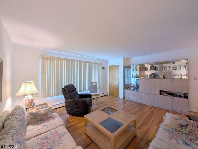 43 Corbin Ave, Jersey City, NJ 07306