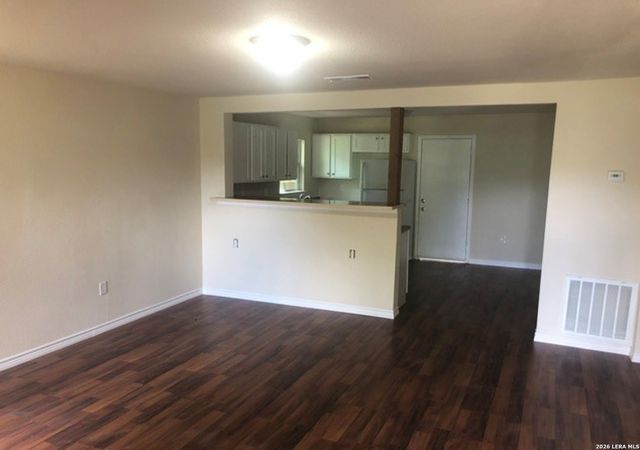 130 Orphan, San Antonio, TX 78202