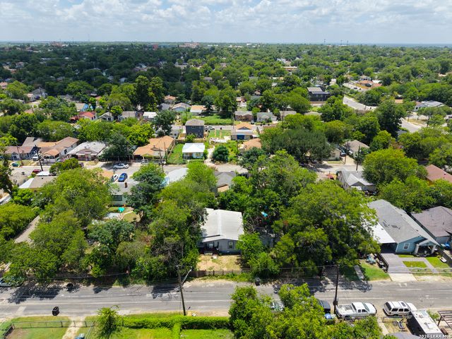 130 Orphan, San Antonio, TX 78202