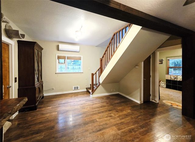 180 Skyline Drive, Port Angeles, WA 98362