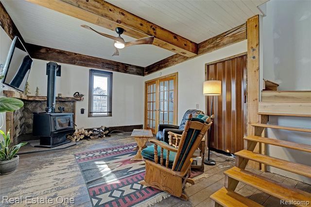 7560 Metcalf Road, Avoca, MI 48006