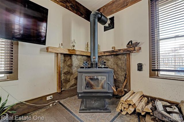 7560 Metcalf Road, Avoca, MI 48006