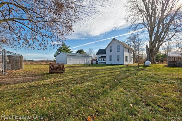 7560 Metcalf Road, Avoca, MI 48006