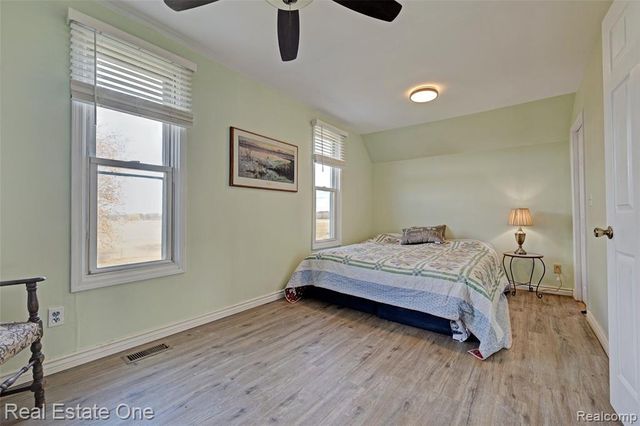 7560 Metcalf Road, Avoca, MI 48006