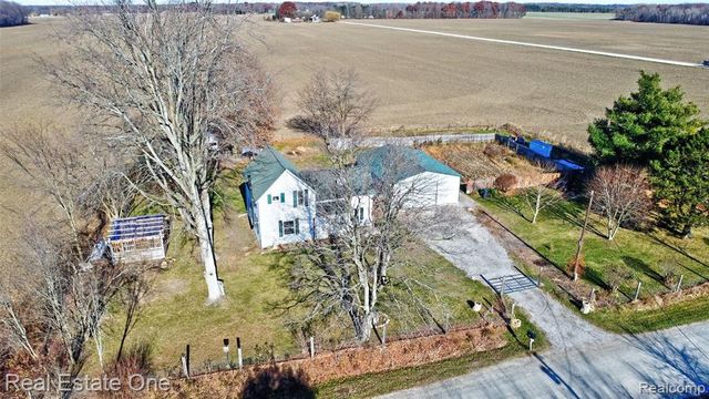 7560 Metcalf Road, Avoca, MI 48006