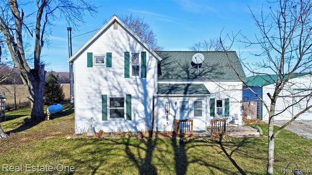 7560 Metcalf Road, Avoca, MI 48006