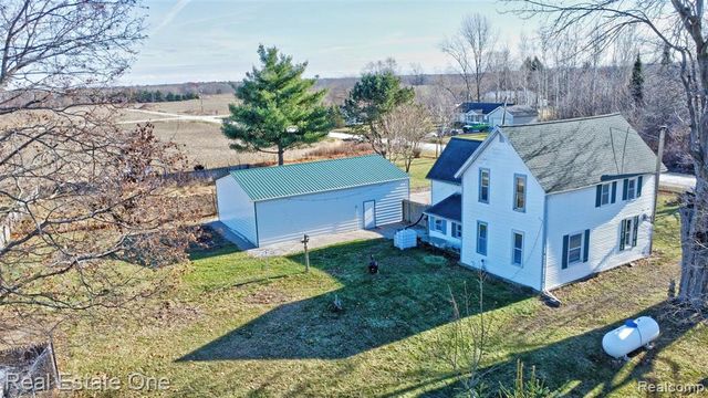 7560 Metcalf Road, Avoca, MI 48006