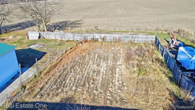 7560 Metcalf Road, Avoca, MI 48006