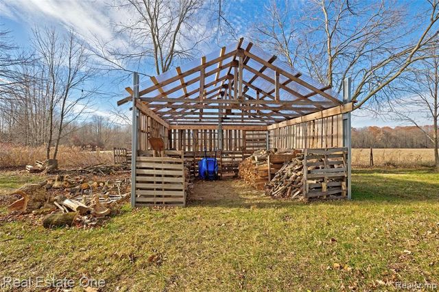 7560 Metcalf Road, Avoca, MI 48006