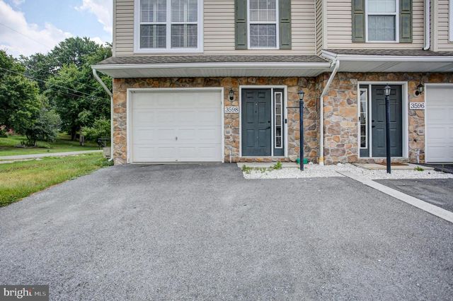 3598 PINECREST CT, Fayetteville, PA 17222