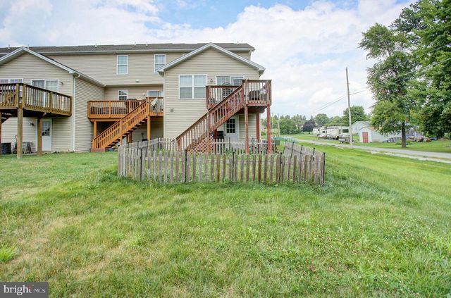 3598 PINECREST CT, Fayetteville, PA 17222