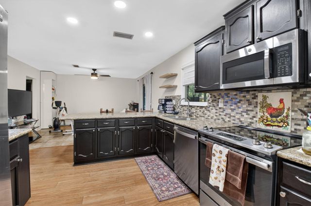 22859 N Sandalfoot Boulevard, Boca Raton, FL 33428