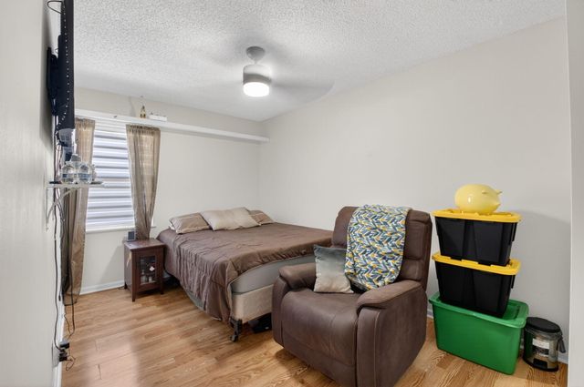 22859 N Sandalfoot Boulevard, Boca Raton, FL 33428