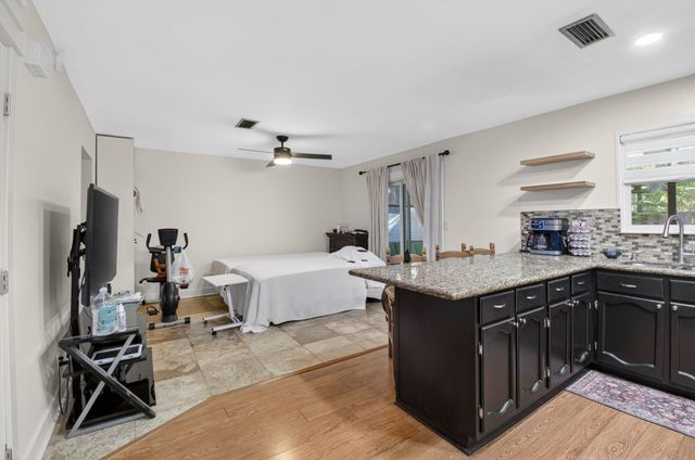 22859 N Sandalfoot Boulevard, Boca Raton, FL 33428
