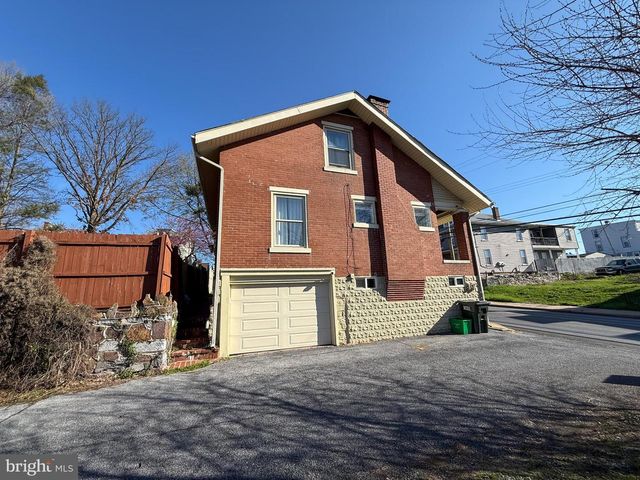 725 N 7TH ST, Lebanon, PA 17046