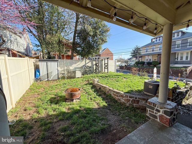 725 N 7TH ST, Lebanon, PA 17046