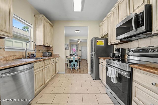 303 Lac Bleu Avenue, A, Pass Christian, MS 39571