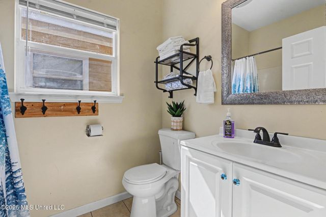 303 Lac Bleu Avenue, A, Pass Christian, MS 39571