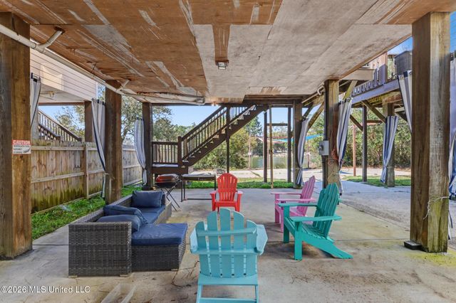 303 Lac Bleu Avenue, A, Pass Christian, MS 39571