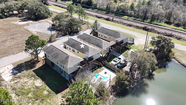 303 Lac Bleu Avenue, A, Pass Christian, MS 39571