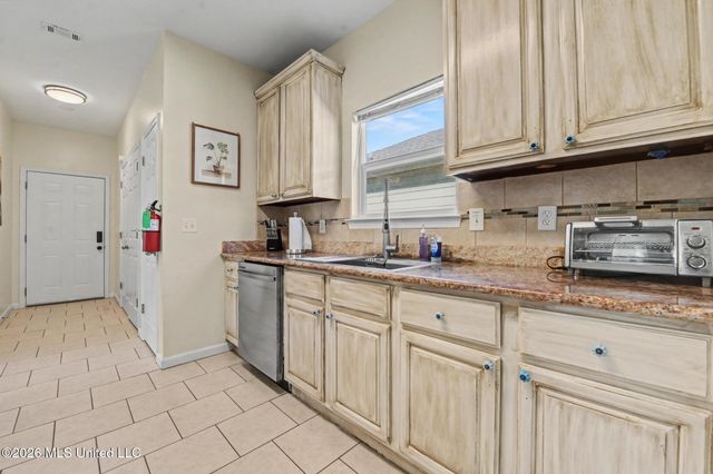 303 Lac Bleu Avenue, A, Pass Christian, MS 39571