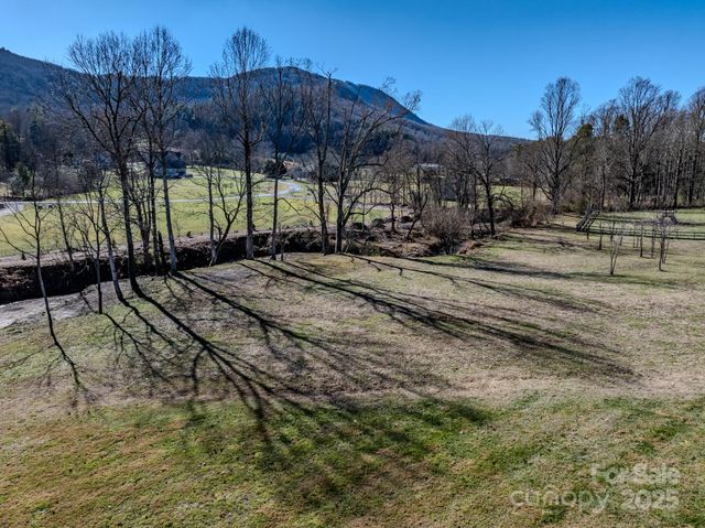 00 Walnut Valley Lane 5, Hendersonville, NC 28739