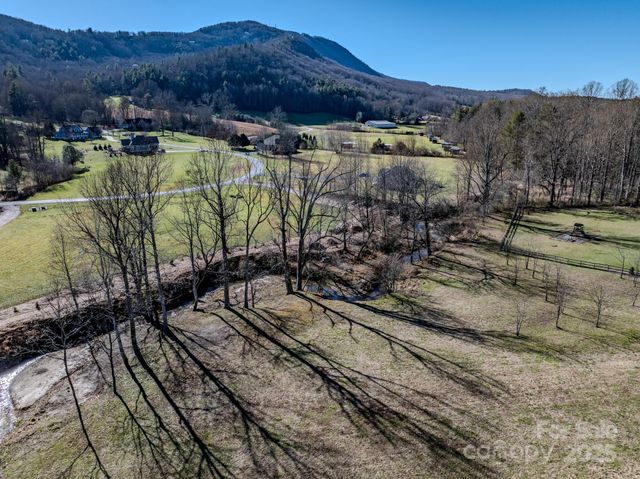 00 Walnut Valley Lane 5, Hendersonville, NC 28739