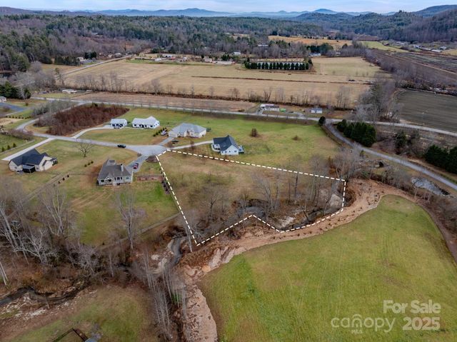 00 Walnut Valley Lane 5, Hendersonville, NC 28739