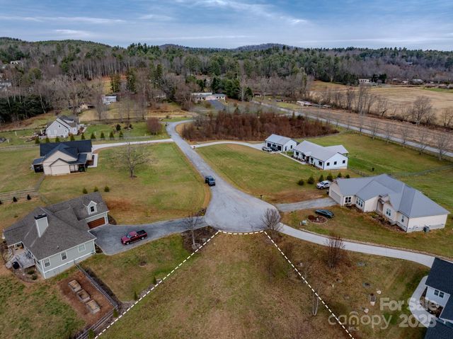 00 Walnut Valley Lane 5, Hendersonville, NC 28739