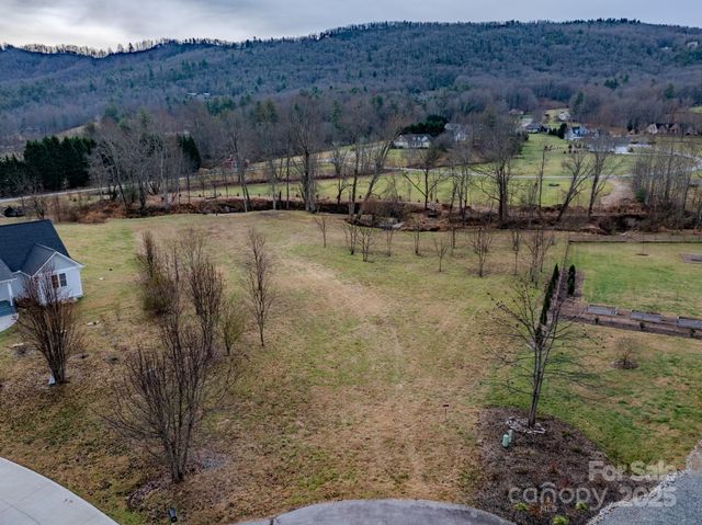 00 Walnut Valley Lane 5, Hendersonville, NC 28739