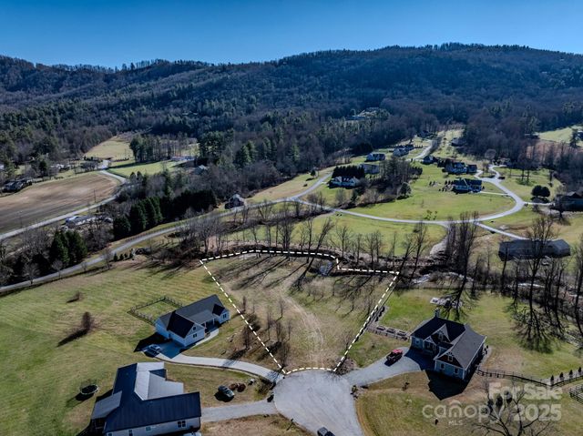 00 Walnut Valley Lane 5, Hendersonville, NC 28739