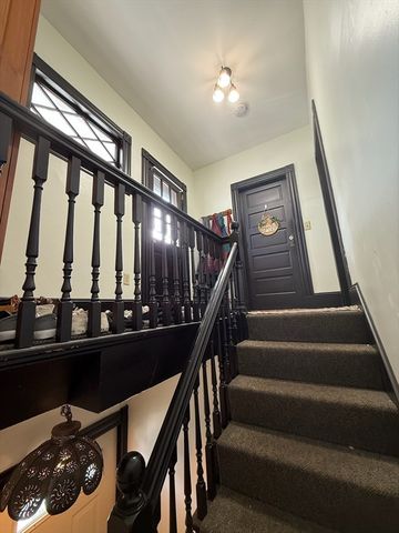 158 Grove St 2, Haverhill, MA 01832