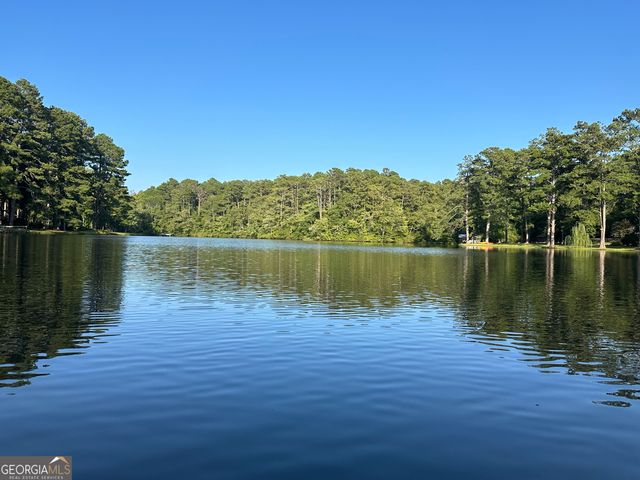 75 Mikes Lane, Sharpsburg, GA 30277