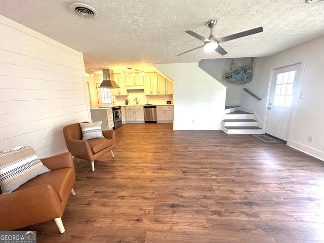 75 Mikes Lane, Sharpsburg, GA 30277