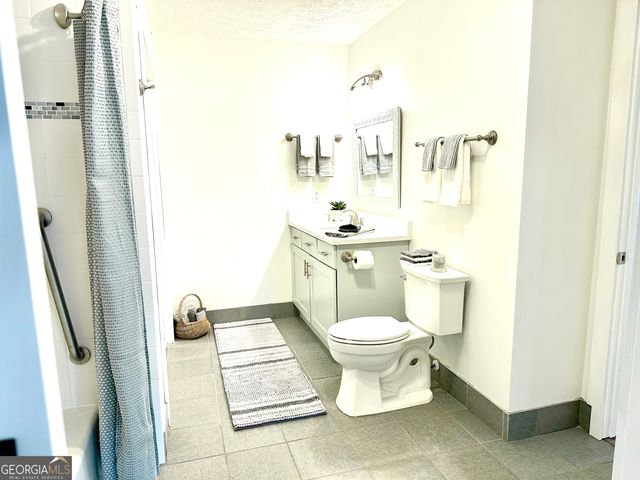 75 Mikes Lane, Sharpsburg, GA 30277