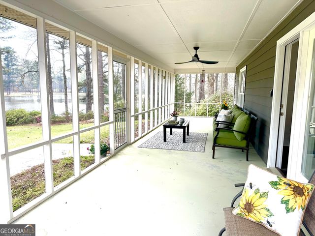 75 Mikes Lane, Sharpsburg, GA 30277