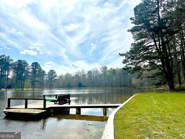 75 Mikes Lane, Sharpsburg, GA 30277