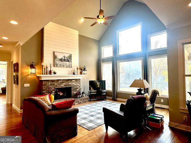 75 Mikes Lane, Sharpsburg, GA 30277