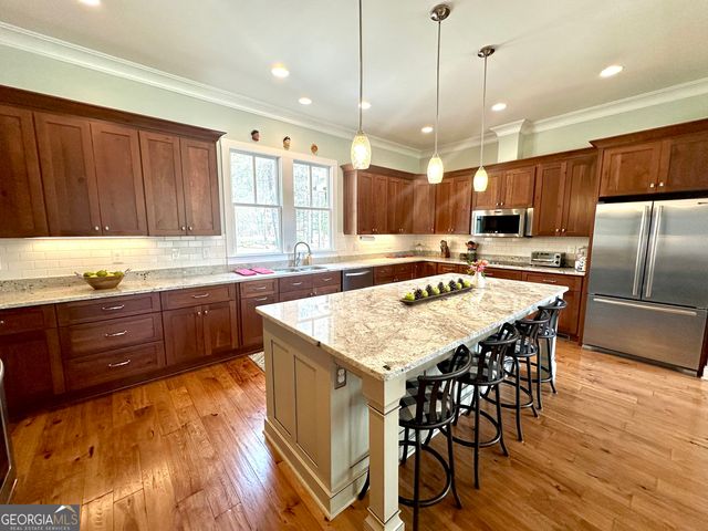 75 Mikes Lane, Sharpsburg, GA 30277