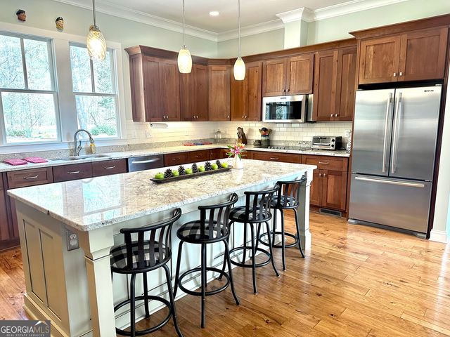 75 Mikes Lane, Sharpsburg, GA 30277