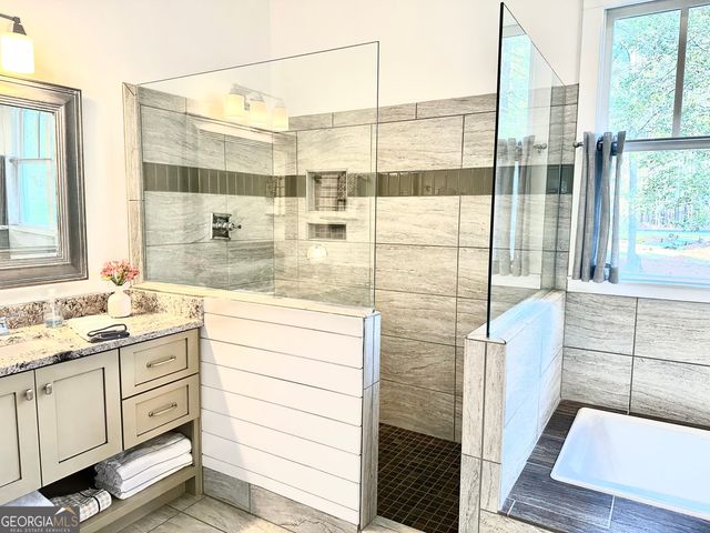 75 Mikes Lane, Sharpsburg, GA 30277