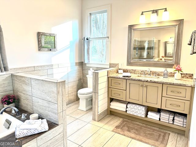 75 Mikes Lane, Sharpsburg, GA 30277