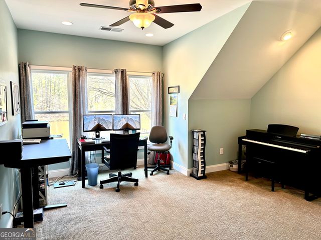 75 Mikes Lane, Sharpsburg, GA 30277