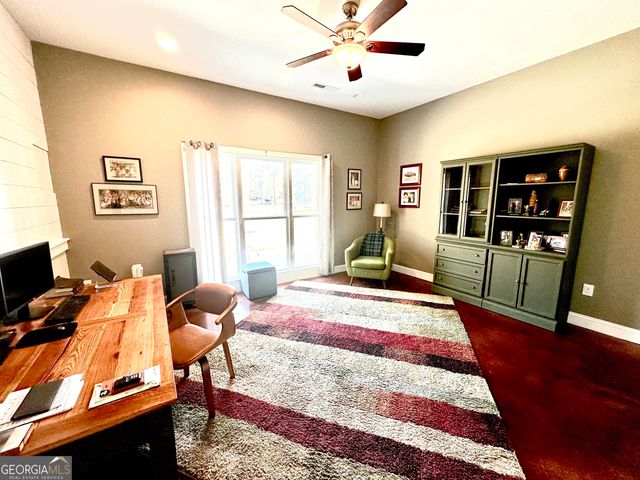 75 Mikes Lane, Sharpsburg, GA 30277