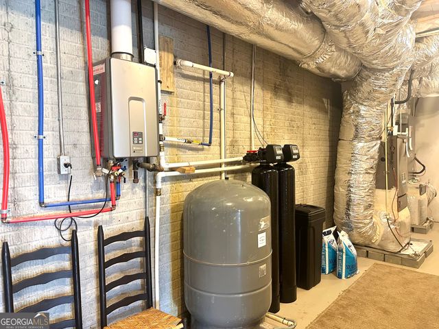 75 Mikes Lane, Sharpsburg, GA 30277