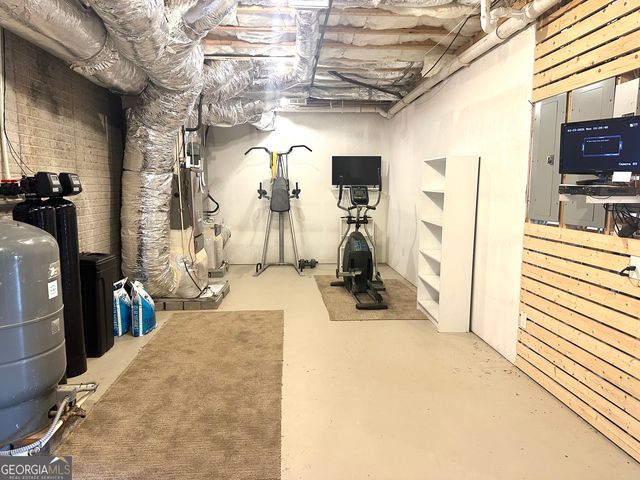 75 Mikes Lane, Sharpsburg, GA 30277