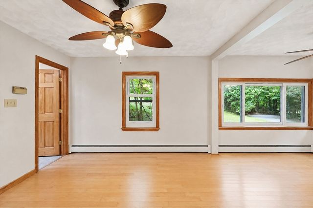 587 Main St, Boylston, MA 01505